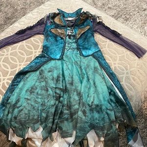 Girls Descendants Costume Size 9/10